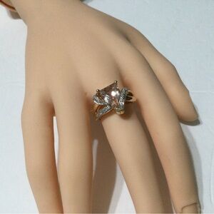 Victoria Wieck 14k Morganite Ring